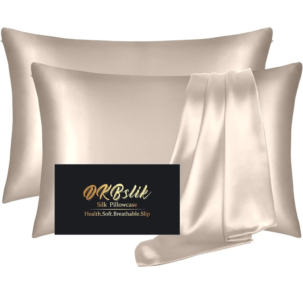 Silk pillowcase